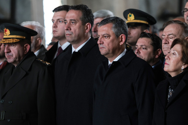 Cumhuriyet Halk Partisi (CHP) Genel Başkanı Özgür Özel, Türkiye Cumhuriyeti