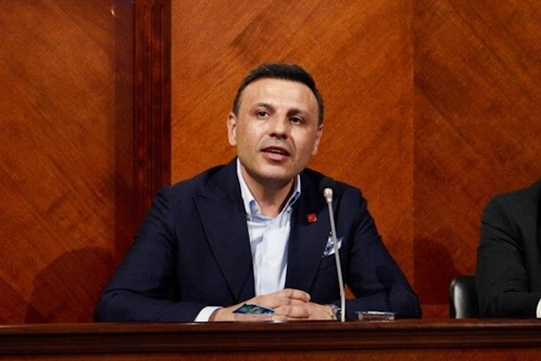 Cumhuriyet Halk Partisi (CHP) İstanbul İl Başkanı Özgür Çelik, Zeytinburnu’nda