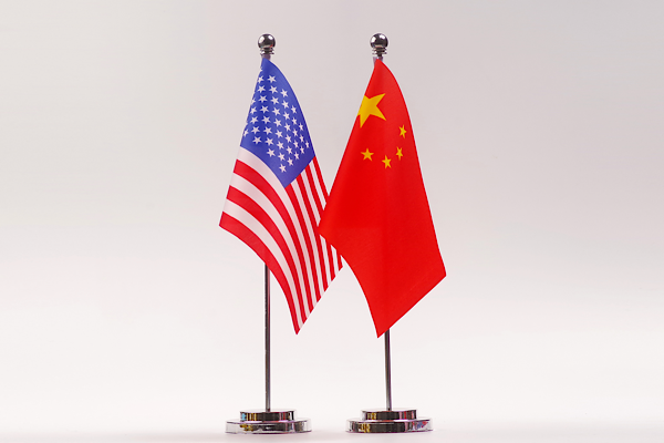 Çin Başbakan Yardımcısı He Lifeng, dün ABD Hazine Bakanı Scott