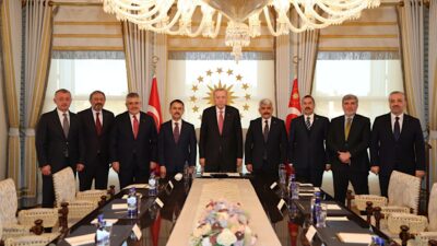 Cumhurbaşkanımız Recep Tayyip Erdoğan, Kocaeli heyetini İstanbul’da kabul ederek kentteki