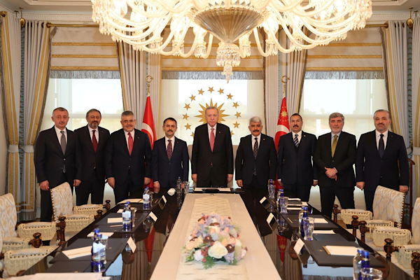 Cumhurbaşkanımız Recep Tayyip Erdoğan, Kocaeli heyetini İstanbul’da kabul ederek kentteki