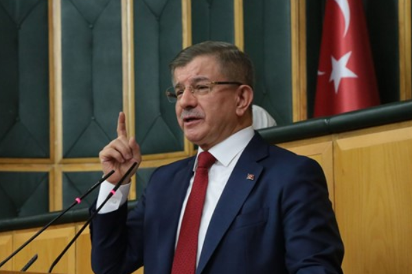 Gelecek Partisi Genel Başkanı Ahmet Davutoğlu, Ankara'da meydana gelen uçak