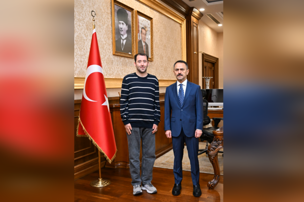 Kocaeli Valisi İlhami Aktaş, sosyal medya, CİMER, mail ve telefon