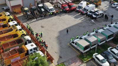 Esenyurt Belediyesi ekipleri, Esenyurt’ta beklenen kar yağışı öncesinde tüm hazırlıklarını