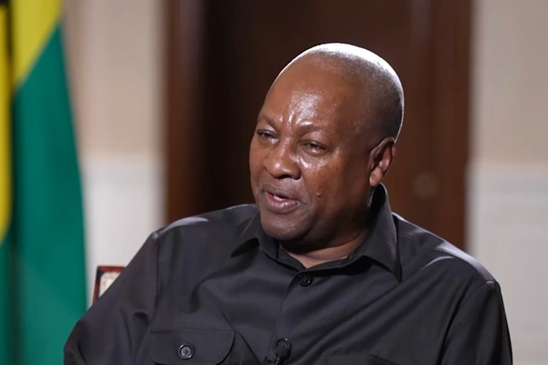 Gana Cumhurbaşkanı John Dramani Mahama, Çin Cumhurbaşkanı Xi Jinping’in ortaya