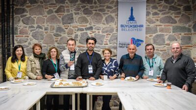 İzmir Büyükşehir Belediyesi tarafından 60 yaş ve üstü vatandaşlar için