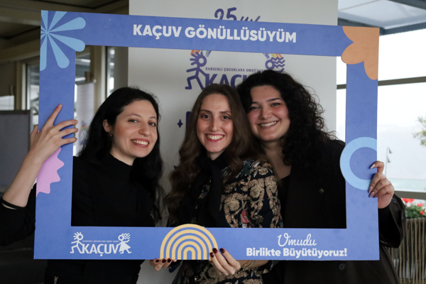Kanserli Çocuklara Umut Vakfı (KAÇUV), 25 yıldır kanser tedavisi gören