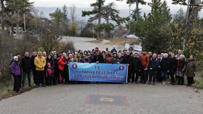 Kütahya Belediyesi tarafından düzenlenen doğa yürüyüşü, Kütahya Belediye Başkanı Eyüp