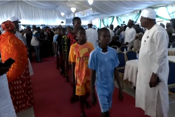 Stockholm, 22 Aralık (Hibya) - Nijerya yetkilileri, ülkenin orta kesimindeki