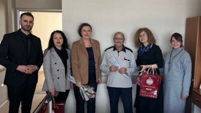 Orhangazi Belediyesi BüyükAile ekibi, Devlet Hastanesi’nde tedavi gören hastaları ziyaret