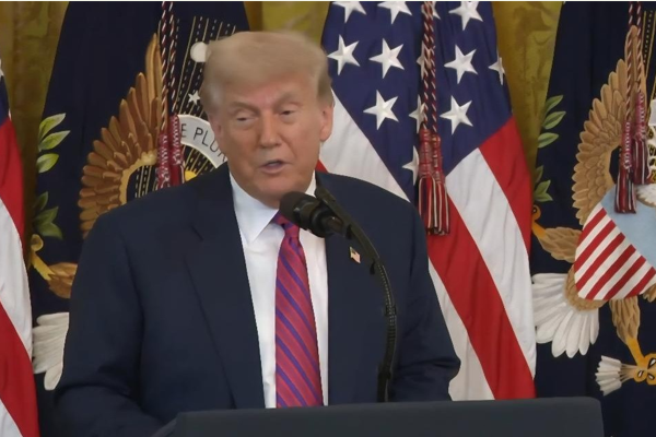 Stockholm, 10 Aralık (Hibya) - Politico dün, Avrupa'yı önümüzdeki yıl