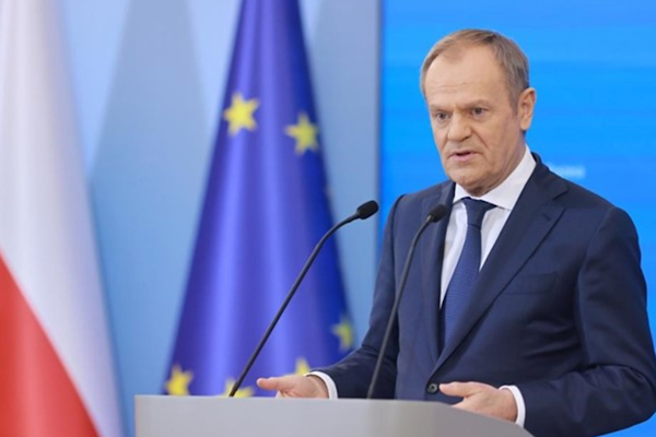 Prag, 6 Aralık (Hibya)-Polonya Başbakanı  Donald Tusk, Amerika Birleşik Devletleri'ne