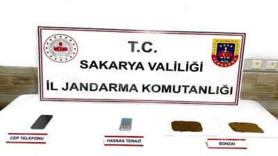 Sakarya İl Jandarma Komutanlığı ekiplerince Karasu ilçesinde düzenlenen uyuşturucu operasyonunda