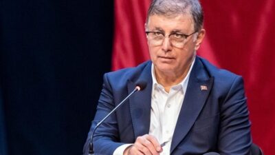 İzmir Büyükşehir Belediye Başkanı Cemil Tugay, gece saatlerinde uygulanan sınırlı