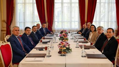 Yalova Valiliği ev sahipliğinde düzenlenen Düzensiz Göçle Mücadele Toplantısı'nda 