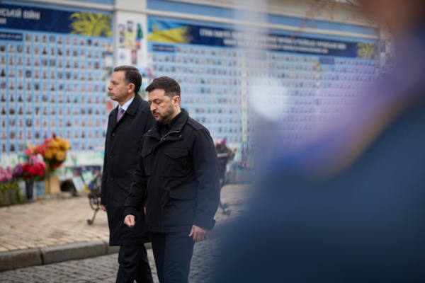  Kiev, 20 Aralık (Hibya)- Ukrayna Devlet Başkanı Volodimir Zelenski, Portekiz