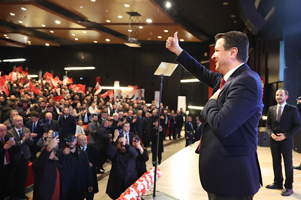 Saadet Partisi Genel Başkanı Mahmut Arıkan, Kayseri Kocasinan’da düzenlenen “Bin