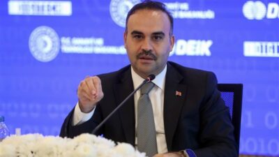 Sanayi ve Teknoloji Bakanı Mehmet Fatih Kacır, Türkiye’nin insanlı ilk