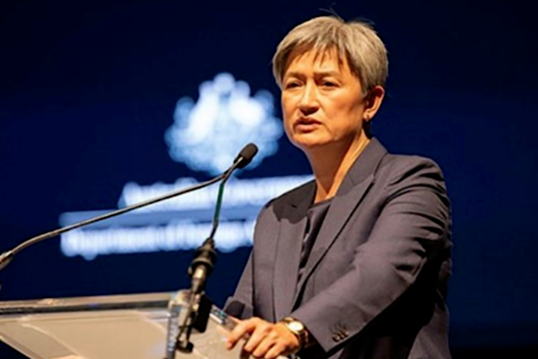 Kanberra, 18 Şubat (Hibya)-Avustralya Dışişleri Bakanı Penny Wong, Papua Yeni Gine