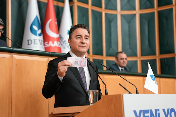DEVA Partisi Genel Başkanı Ali Babacan, Ramazan öncesi düzenlenen grup