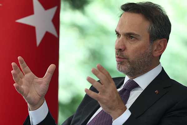 Enerji ve Tabii Kaynaklar Bakanı Alparslan Bayraktar, Suudi ACWA şirketiyle