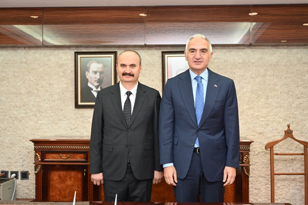 Kültür ve Turizm Bakanı Mehmet Nuri Ersoy, tamamlanan Sason İlçe