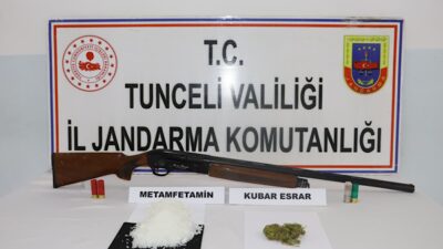 Tunceli İl Jandarma Komutanlığı ekiplerince düzenlenen eş zamanlı operasyonlarda 1