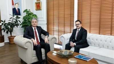 Adana Valisi Mustafa Yavuz, Çukurova Kaymakamlığı'nı ziyaret ederek yürütülen projeler