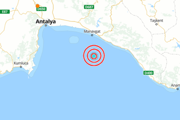 Akdeniz'de 4.2 büyüklüğünde deprem meydana geldi. 