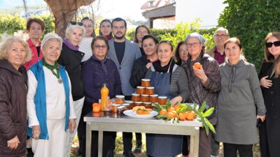 Alanya Belediyesi ve Alanya Üniversitesi iş birliğiyle hazırlanan turunç reçellerinin