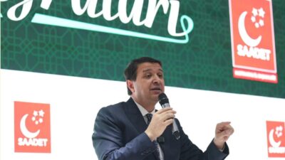  Saadet Partisi Genel Başkanı Mahmut Arıkan, partisinin Kastamonu İl