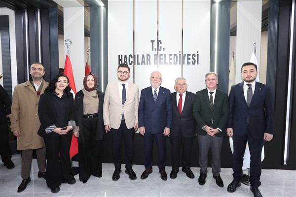 Kayseri Büyükşehir Belediye Başkanı Dr. Memduh Büyükkılıç, Ramazan ayı kapsamında