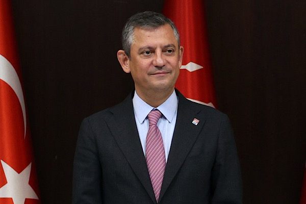 Cumhuriyet Halk Partisi (CHP) Genel Başkanı ve Sosyalist Enternasyonal Başkan