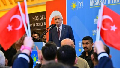 İYİ Parti Genel Başkanı Müsavat Dervişoğlu, partisinin Aksaray’daki iftar programında