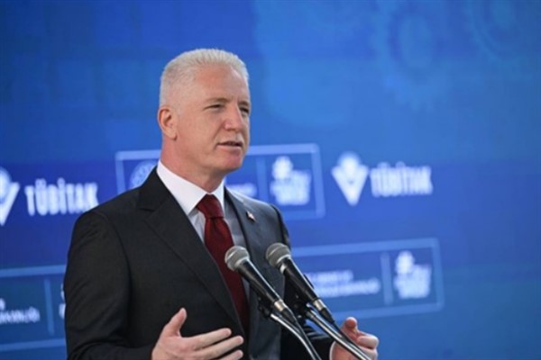 Kadir Has Üniversitesi Rektörü Prof. Dr. Ayşe Başar, İstanbul Valisi