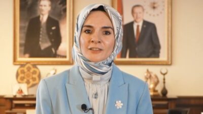 Aile ve Sosyal Hizmetler Bakanı Mahinur Özdemir Göktaş, baroların Kadın