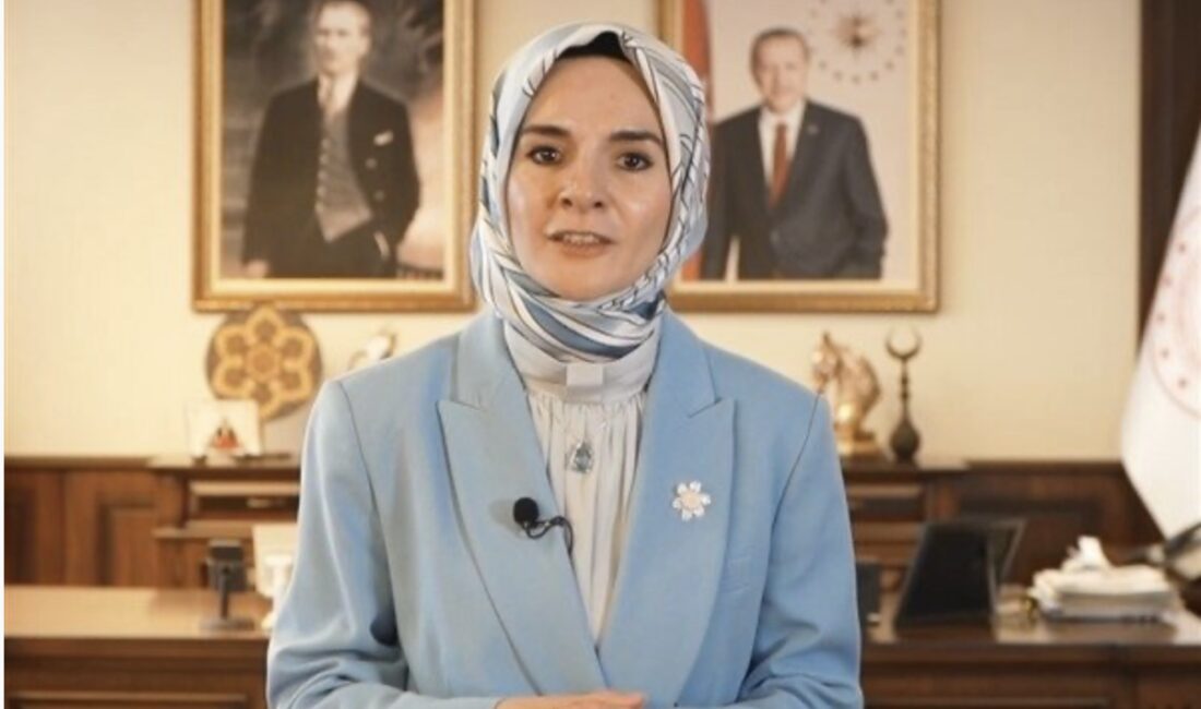 Aile ve Sosyal Hizmetler Bakanı Mahinur Özdemir Göktaş,  15