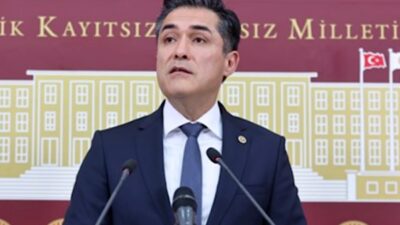 İYİ Parti Sözcüsü Buğra Kavuncu, partisinin İstanbul İl Başkanlığı’nda düzenlenen