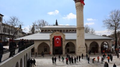 Kahramanmaraş’ta 6 Şubat depremlerinde ağır hasar gören tarihi Ulu Cami,