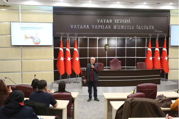 Kepez Belediyesi, Yaşlı Dostu Kepez Projesi kapsamında personeline yönelik hizmet