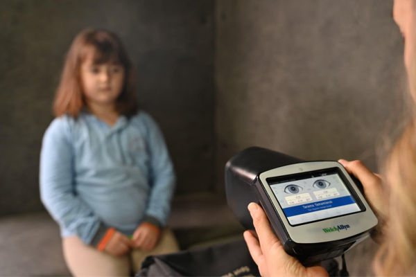 Kepez Belediyesi, çocukların göz sağlığını korumak ve geleceğe daha sağlıklı