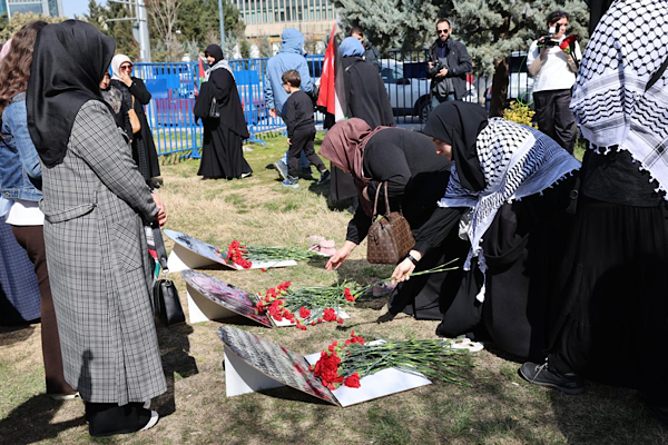 Saadet Partisi Kadın Kolları, İran’da katledilen 175 Kız çocuğu için