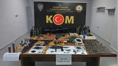 Sakarya’nın Hendek ilçesinde düzenlenen operasyonda silah bakım ve tamiri için