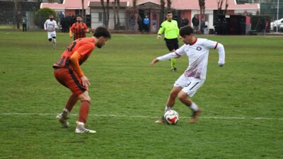 Şanlıurfa, 15 Mart (Hibya)-Bölgesel Amatör Lig 2. Grup’ta sahasında oynayan