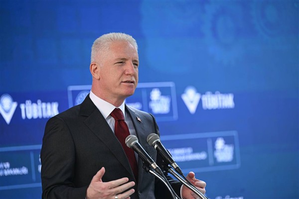 İstanbul Valisi Davut Gül, Türkmenistan İstanbul Başkonsolosu Ovezgeldi Jumanazarov’u kabul